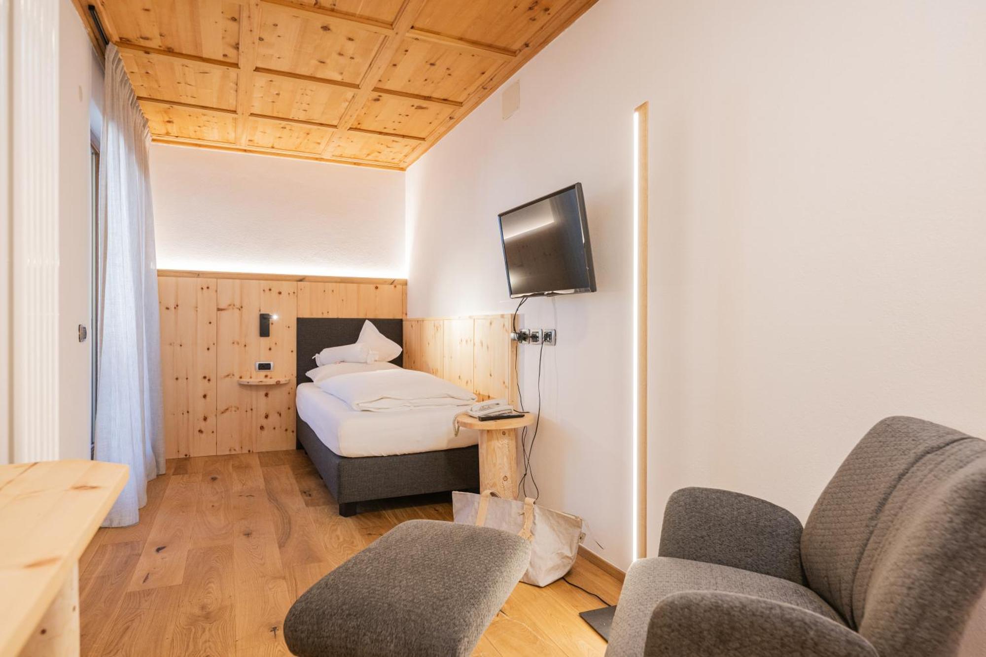 Alpenwellnesshotel St. Veit Sexten Ngoại thất bức ảnh