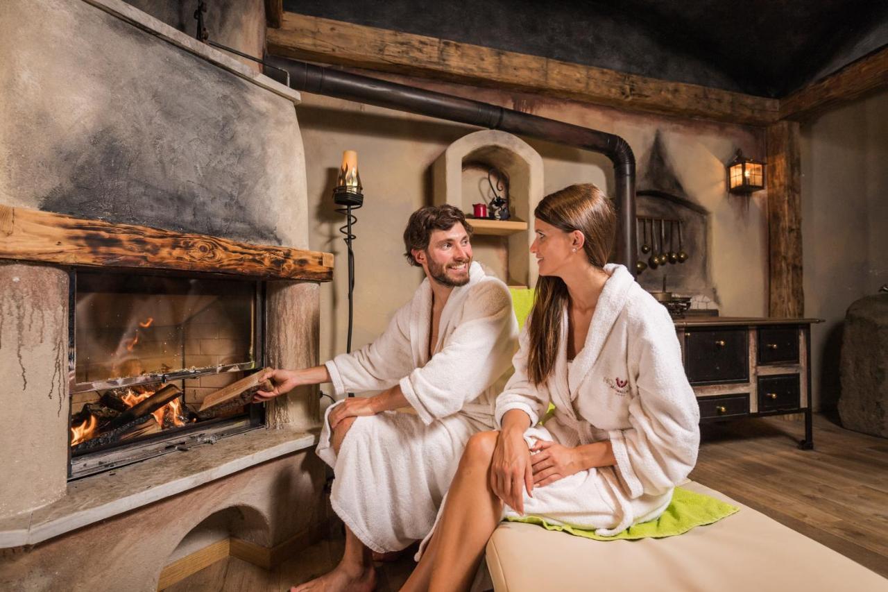 Alpenwellnesshotel St. Veit Sexten Ngoại thất bức ảnh
